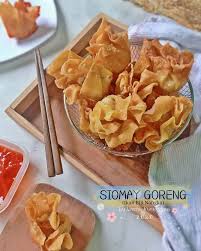 Anda pasti juga bisa mencoba membuatnya sendiri dirumah di dapur kesayangan anda! 10 Resep Siomay Sederhana Berbagai Bahan Camilan Lezat Menggugah Selera Merdeka Com