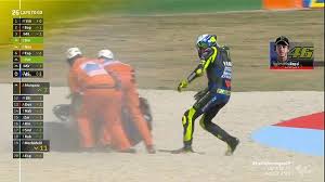 Berita motogp terbaru yang kami sampaikan hari ini datang dari valentino rossi yang curi start latihan di sirkuit misano untuk persiapan menghadapi motogp 2020. Hasil Motogp Hari Ini Motogp Emilia Romagna 2020 Quartararo Kembali Puncak Klasemen Motogp 2020 Tribun Pontianak