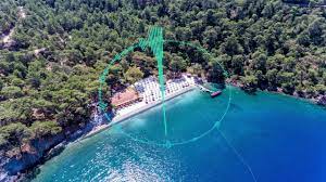 Combining the influences of both the middle east and the mediterranean, there's a fascinating mix of things to see, do, eat and drink. Help Beach Yacht Club Dj Youtube