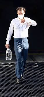 Harry and the cast of dwd! Pin On Harry Styles