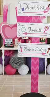 Party save smile are specialists in party supplies. How To Throw A Glamorous Kids Spa Party The Gigsalad Community