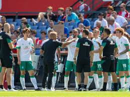 The first team of werder bremen plays in the bundesliga, the second team (werder bremen ii) plays in the regionalliga nord. Sqyjzbrsgoxkym