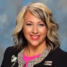 Kay Selby's Instagram, Twitter & Facebook