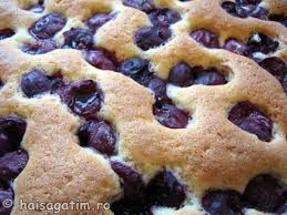 Nu se foloseste praf de copt niciodata, deoarece riscam sa obtinem un pandispan crescut cu cocoasa si cu gust de praf de copt. Prajitura Rapida Cu Visine Hai SÄƒ GÄƒtim Cu Amalia