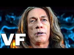 A mysterious former secret service agent must urgently return to france when his estranged son is falsely accused of arms and drug trafficking by the. David Charhon Esra 1995 Realisateur Du Film Le Dernier Mercenaire Groupe Esra