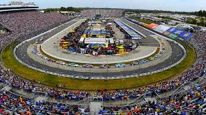 The last cup race to be postponed by snow was atlanta in 1993. Nascar Race Weather Updates Rain Postpones Martinsville Night Race Sporting News Canada