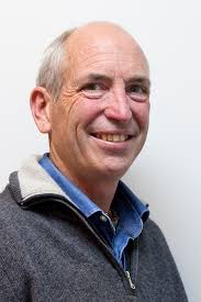 Maurice Bennett's Instagram, Twitter & Facebook