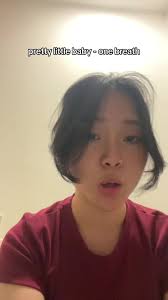 Cover Versi 'Pretty Little Baby' yang Berbeda