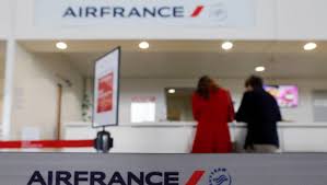 Pour tout air france annulation vol, la compagnie est dans l'obligation de vous prendre en charge pendant vos heures d'attentes à l'aéroport. Air France Demande D Indemnisation Retard Et Annulation De Vol Indemnisation Vol