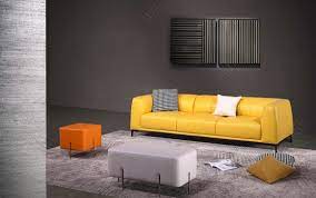 Die dreisitzer sofas aus der kollektion von flexform entstehen aus einer zusammenarbeit mit den bekanntesten und renommiertesten designern und architekten italiens, es entstehen produkte, die in handarbeit gefertigt und grosse eleganz und wertigkeit vermitteln. Moderne Sofagarnitur 3 1 Dreisitzer Sofa 1x Hocker Extra Klasse Design Stil Premium Leder Gelb Polster Sofa Couch 3 Sitzer Bei Jv Mobel