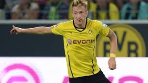 A towering center back, christoph metzelder signed for real madrid on a free transfer from borussia dortmund in the summer of 2007. Christoph Metzelder Profile Latest News More Tribal Football