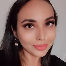 Yay! The party's here🥳🎉🍾