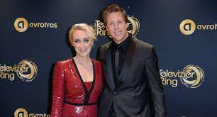 Sinds die tijd was het dik aan en maakte eva zelfs vrienden met freeks 'varaanmaat' johan. Freek Vonk Openhartig Over Relatiebreuk Met Eva Jinek