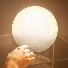 Philips Wake Up Light Creates Artificial Morning Sunlight