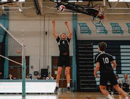 Sophomore Ethan Jennings unites with his team to obtain a bid for the USA  Volleyball National Championship