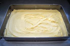 Spiegeleikuchen Rezept Einfacher Schmandkuchen Vom Blech Rezept Spiegeleikuchen Schmandkuchen Schmandkuchen Rezept