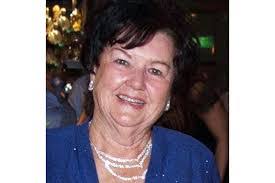 Katie Bedard's Instagram, Twitter & Facebook