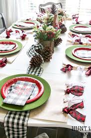 If red is going to clash with your dining room decor, avoid using it in your christmas centerpiece. 29 Diy Christmas Table Decorations Best Holiday Tablescape Ideas