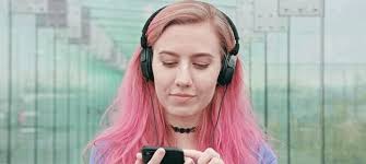 The International Labour Organization is 100 years. Use it to create a new  global social policy, says researcher.