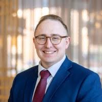 600+ "Derek" profiles