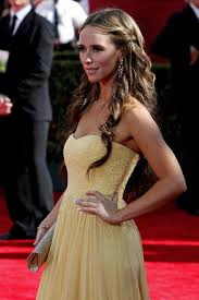 It is said that guys with curly hair are both blessed and cursed. Jennifer Love Hewitt Greek Hair Wedding Guest Hairstyles Guest Hair
