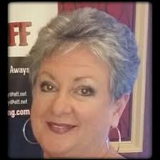 Kelly Nelson (@kellyinmemphis)