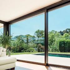 Nuestros clientes cuentan con la garantía de encontrarnos en el mismo lugar no importa la temporada. Ventanas Y Puertas De Aluminio De Glasstech