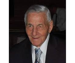 Mary Oliverio's Instagram, Twitter & Facebook