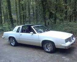 Full cutlass supreme series debuts. Flylookin S 1984 Oldsmobile Cutlass Supreme In Somewhere In Ga Ga Oldsmobile Cutlass Oldsmobile Cutlass Supreme Oldsmobile