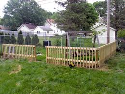Diy Garden Fence Ideas Cheap Decoration Easy Privacy Wood Gate Wire Small How To Build Pla Privacy Fence Designs Cheap Garden Fencing Backyard Fences