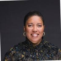 Dee Plummer's Instagram, Twitter & Facebook