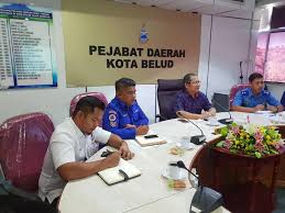 Objektif utama majlis daerah kota belud ialah memperbaiki dan mempertingkatkan taraf hidup masyarakat yang tinggal di kawasan percukaian majlis kearah masyarakat penyayang dan berdaya saing. Apm Kota Belud Perkara Mesyuarat Jawatankuasa Facebook