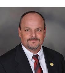 Marcus Wood named Holmes' new head football coach