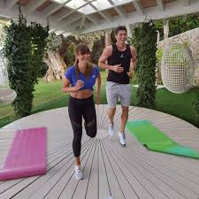 Find the perfect anna lewandowska stock photos and editorial news pictures from getty images. Die Wags Vom Fc Bayern