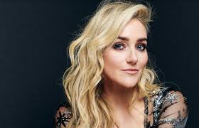 On Demand! A Pants Optional Holiday Streaming Concert — Betsy Wolfe