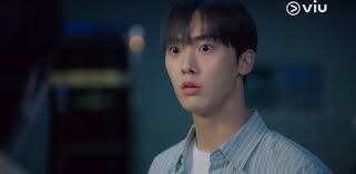 Choi Yuri dan Min Hyuk nampak Yoon Jae berada di motel. Min Hyuk cuba  api-api kan Yuri yang mungkin Yoon Jae ke motel bersama Min Joo. Yuri terus  telefon Ji Hoon yang