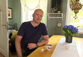 Vi vil bruke de unike naturressursene våre til å skape vi i senterpartiet mener at et samfunn blir best når det blir bygd nedenfra. Hyller Vedum For Hjemme Hos Tale Genialt Grep Kampanje
