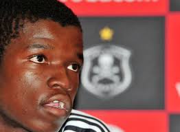 Orlando Pirates attacker Sifiso Myeni has warned his former teammates that he will not be showing any mercy when the Sea Robbers lock horns with Bidvest ... - Myeni