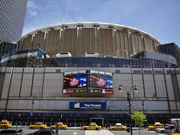Msg is one of the oldest sporting venues in new york and one of the last nba and nhl arenas named after a corporate sponsor. Madison Square Garden New York Basketball Boxing Wrestling