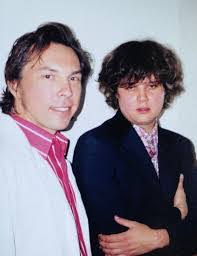 Roger Stitt's Instagram, Twitter & Facebook