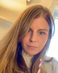 Candace Tierney's Instagram, Twitter & Facebook