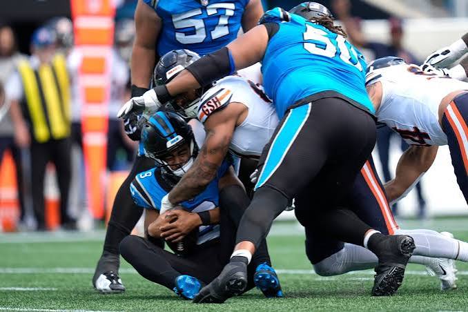Panthers defense disappoints against Bears in record-setting loss | CBS 17