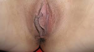 Ma chatte, aprÃ¨s avoir regardÃ© des vidÃ©os pornos - Massage des seins  Yuvutu: Porno Amateur, Porno fait-maison, XXX & Communauta Sexe Chat