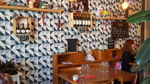 Ce restaurant propose des offres spéciales et des promotions. Bonne Adresse Resto Arceaux
