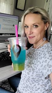 Amy Beyer (@aighmey77)