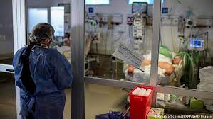 Последние твиты от diario argentina hoy (@argentinahoyok). Coronavirus Hoy Argentina Supera 3 3 Millones De Casos Las Noticias Y Analisis Mas Importantes En America Latina Dw 17 05 2021