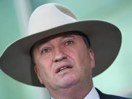 Barnaby Joyce says no conflict of interest between inland rail and  properties