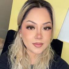 Mimi Delgado's Instagram, Twitter & Facebook