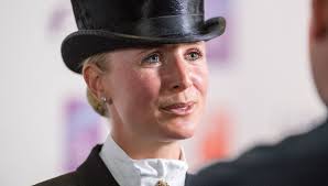 Platz im einzel (grand prix spécial), 1. Jessica Von Bredow Werndl Ein Bade Unfall Veranderte Mein Leben Bunte De