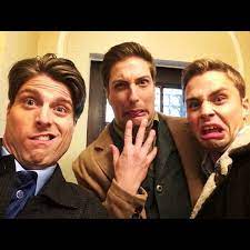 When Calls The Heart Season 2 Behind The Scenes What Erin Found When She Picked Up Her Ipad When Call The Heart When Calls The Heart Funny Jack And Elizabeth